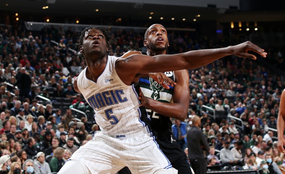 太阳力克魔术,取得连胜 太阳力克魔术,取得连胜