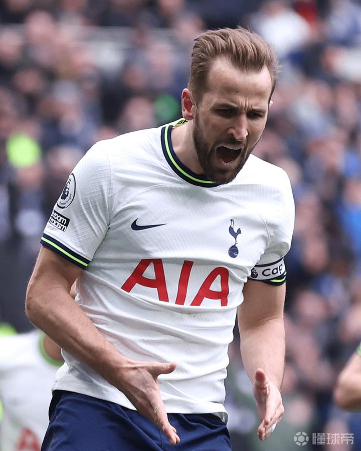 托特纳姆热刺前锋进球连连,领先对手 托特纳姆热刺前锋进球连连,领先对手