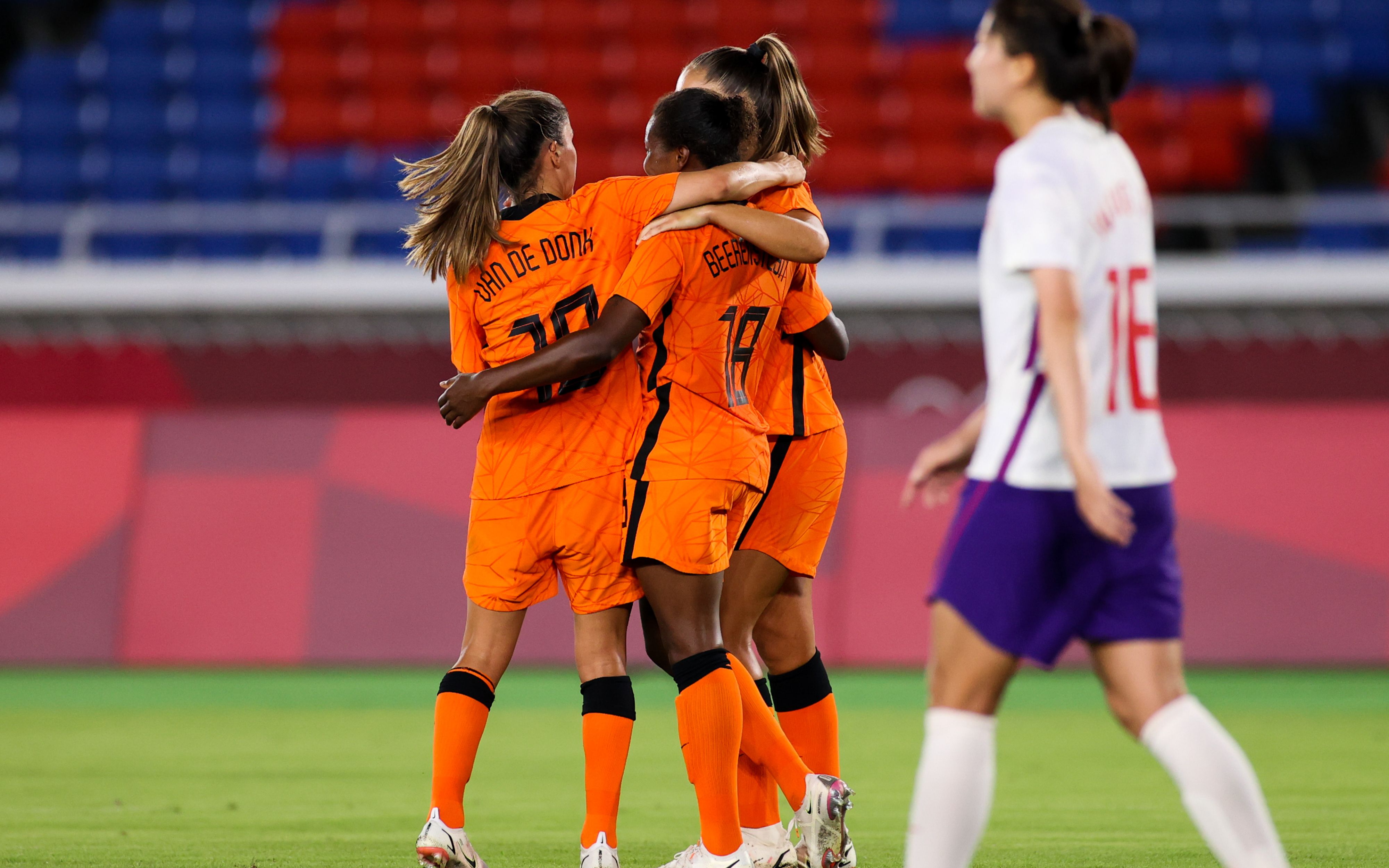 关于俄罗斯女篮豪取赞比亚胜利，晋级奥运八强的信息